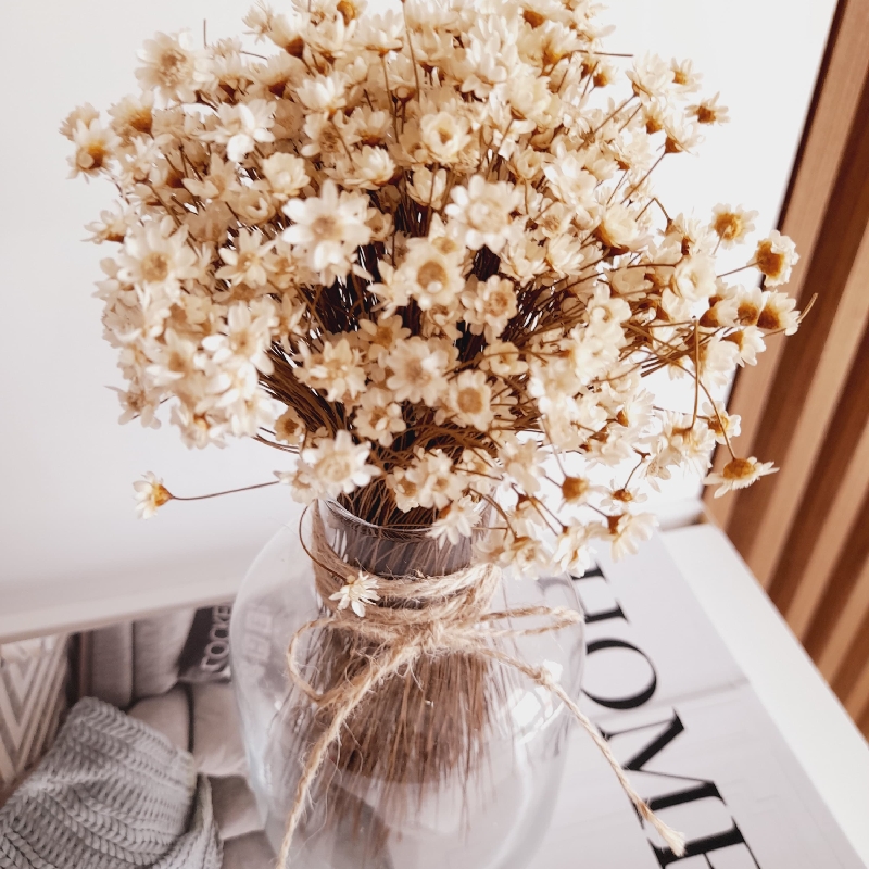 Decoração de Eventos com Arranjos de Garrafas: Casamentos e Aniversários