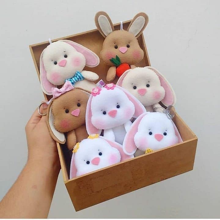 Transforme Retalhos em Arte: Acessórios de Cabelo e Itens Escolares em Feltro