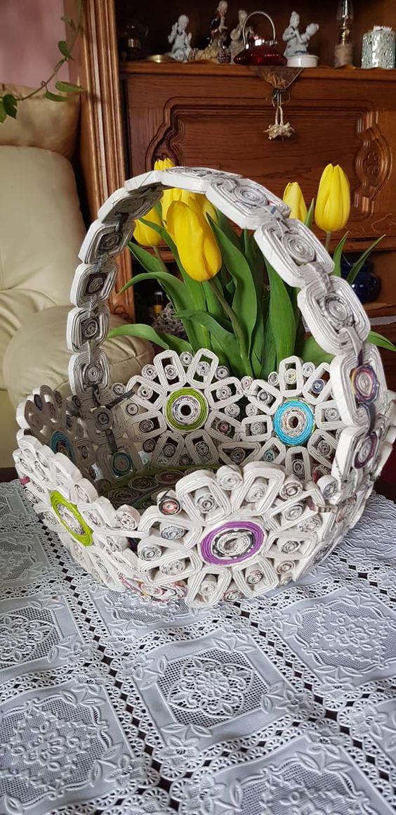 Decoração de parede com papel de jornal: guia completo