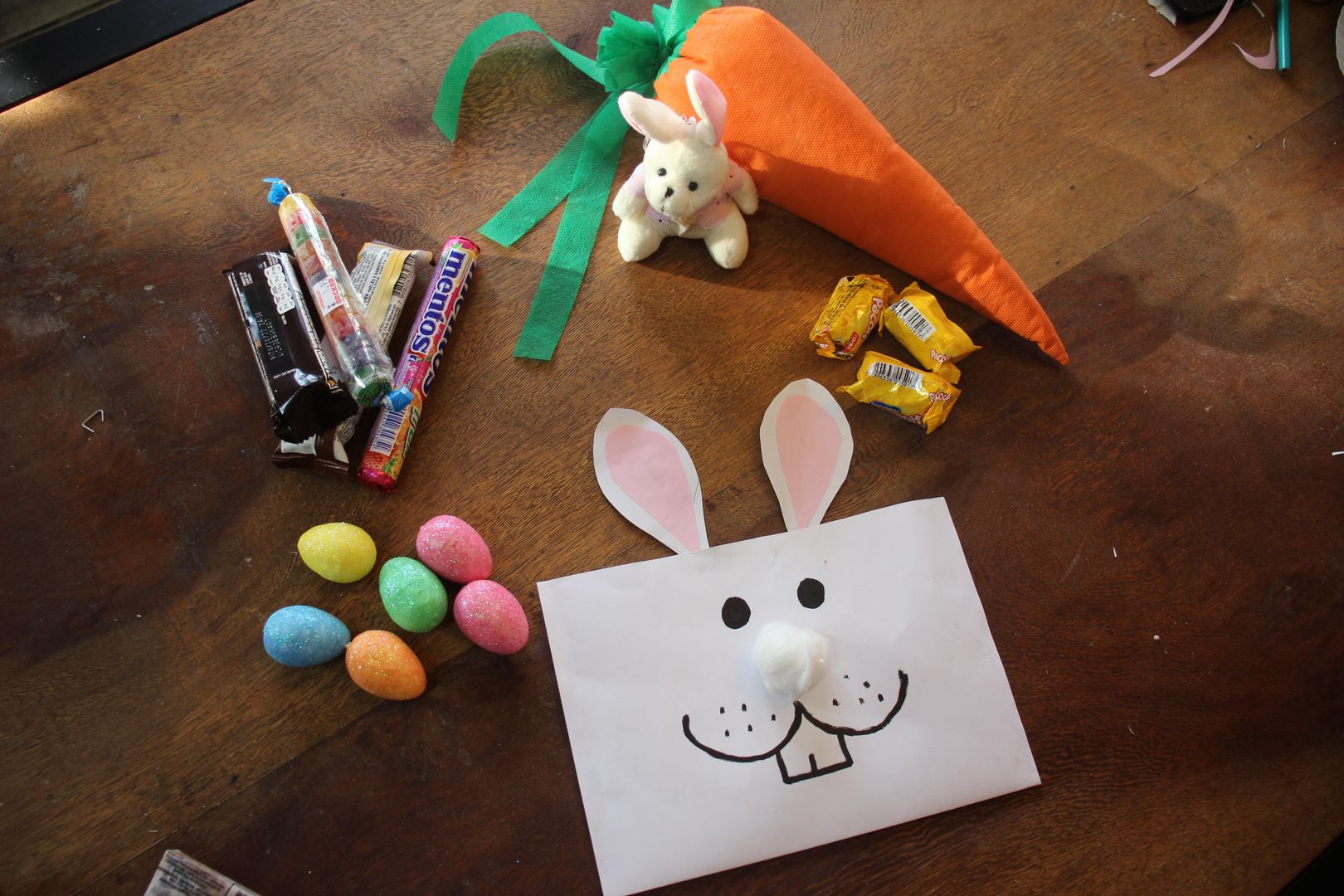 Papel Canson Iris Vivaldi: Cores e Usos para sua Páscoa Criativa