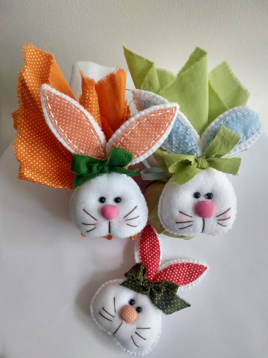 Guia Completo: Coelhinhos de Fuxico para a Páscoa