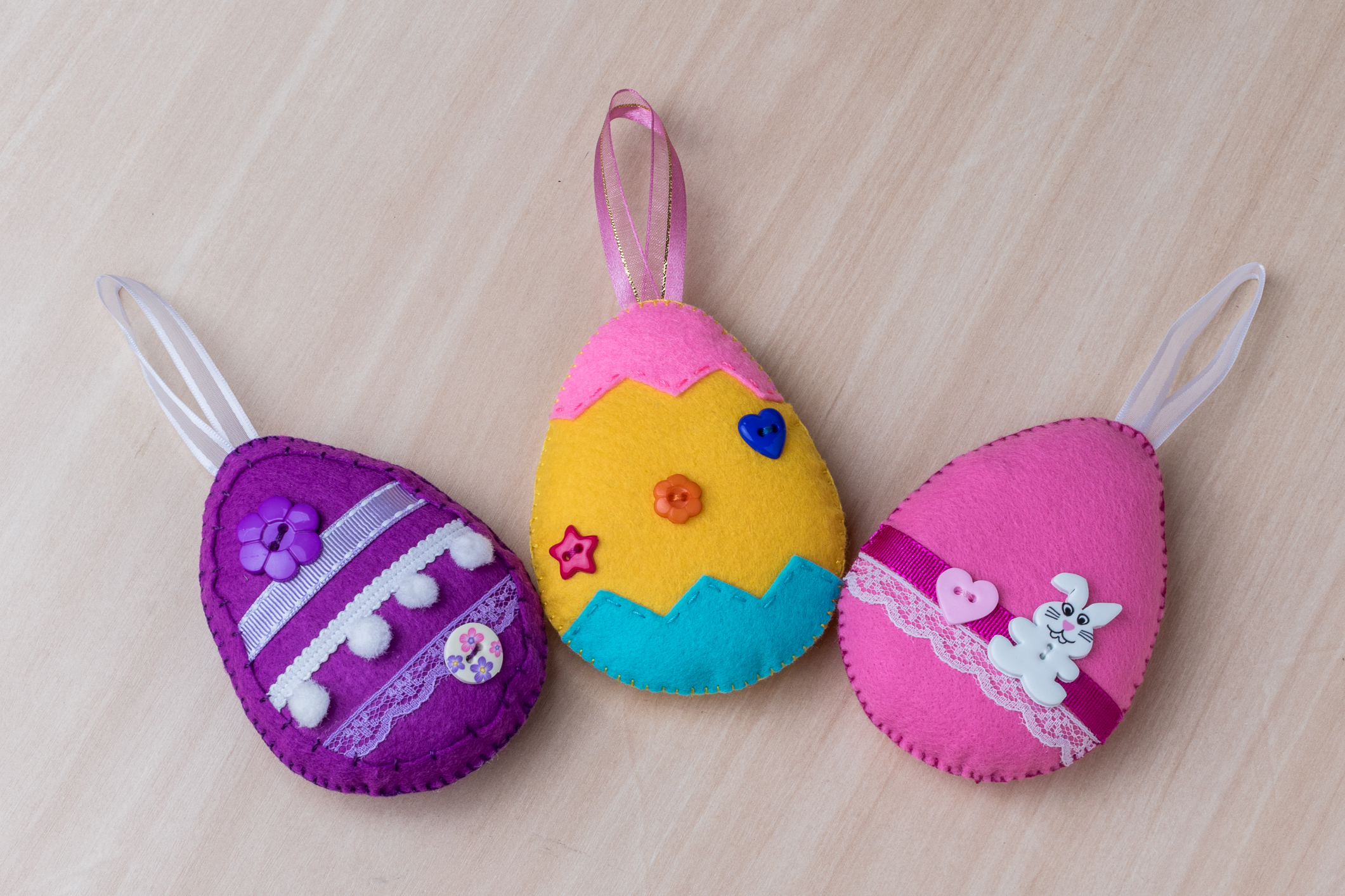 Guia Completo: Coelhinhos de Fuxico para a Páscoa