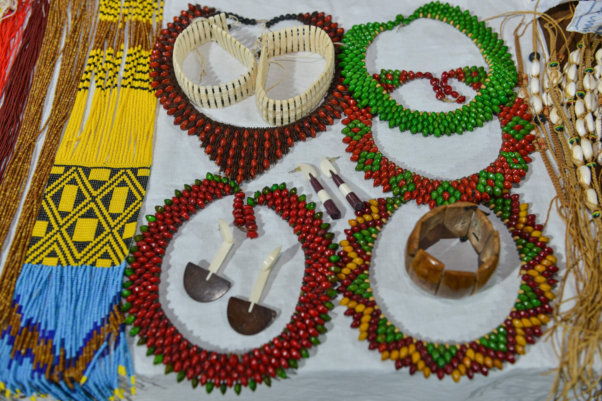 como identificar artesanato indígena Yanomami autêntico