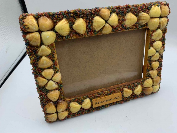 Porta-Retratos Reciclados: 10 Ideias Sustentáveis para Suas Fotos