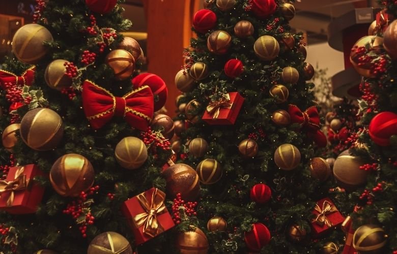 arvore natal enfeitada barata onde comprar