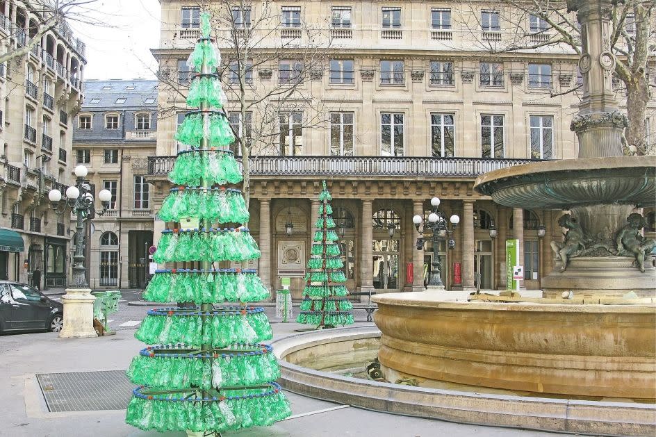 arvores natal material reciclado