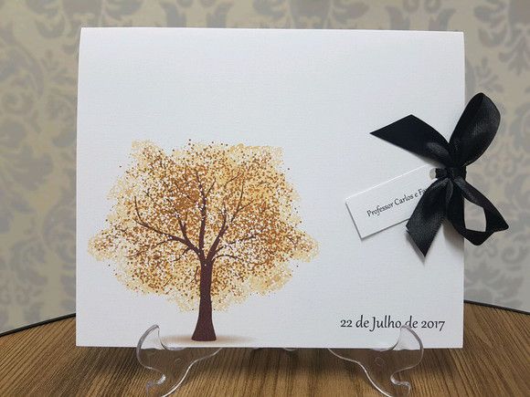 Convite Árvore de Digitais: Uma Ideia Interativa para o Seu Casamento