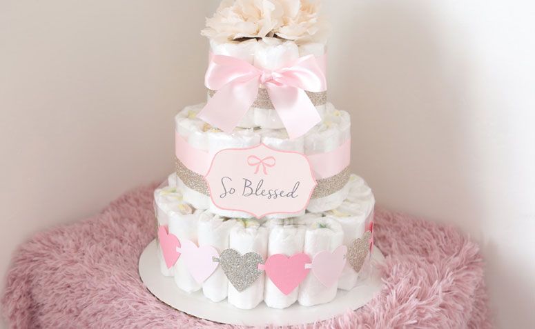 bolo de fralda rosa e lilas
