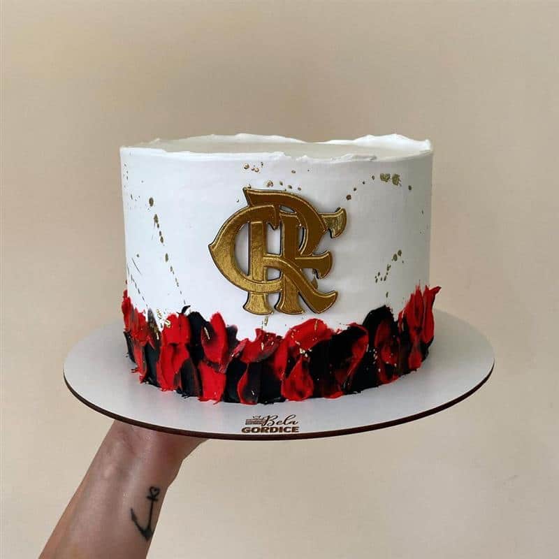 Bolo masculino do Flamengo simples