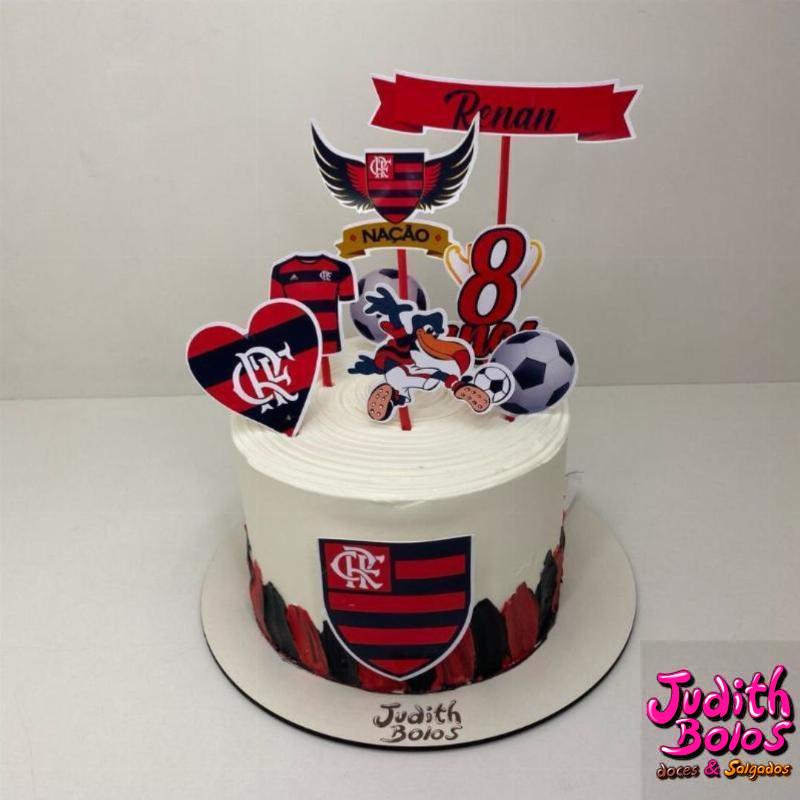 Bolo masculino do Flamengo dois andares