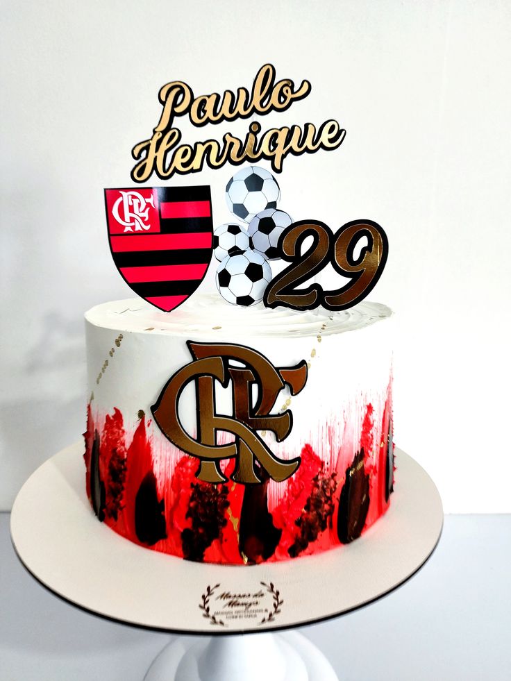 Bolo masculino do Flamengo com topo personalizado