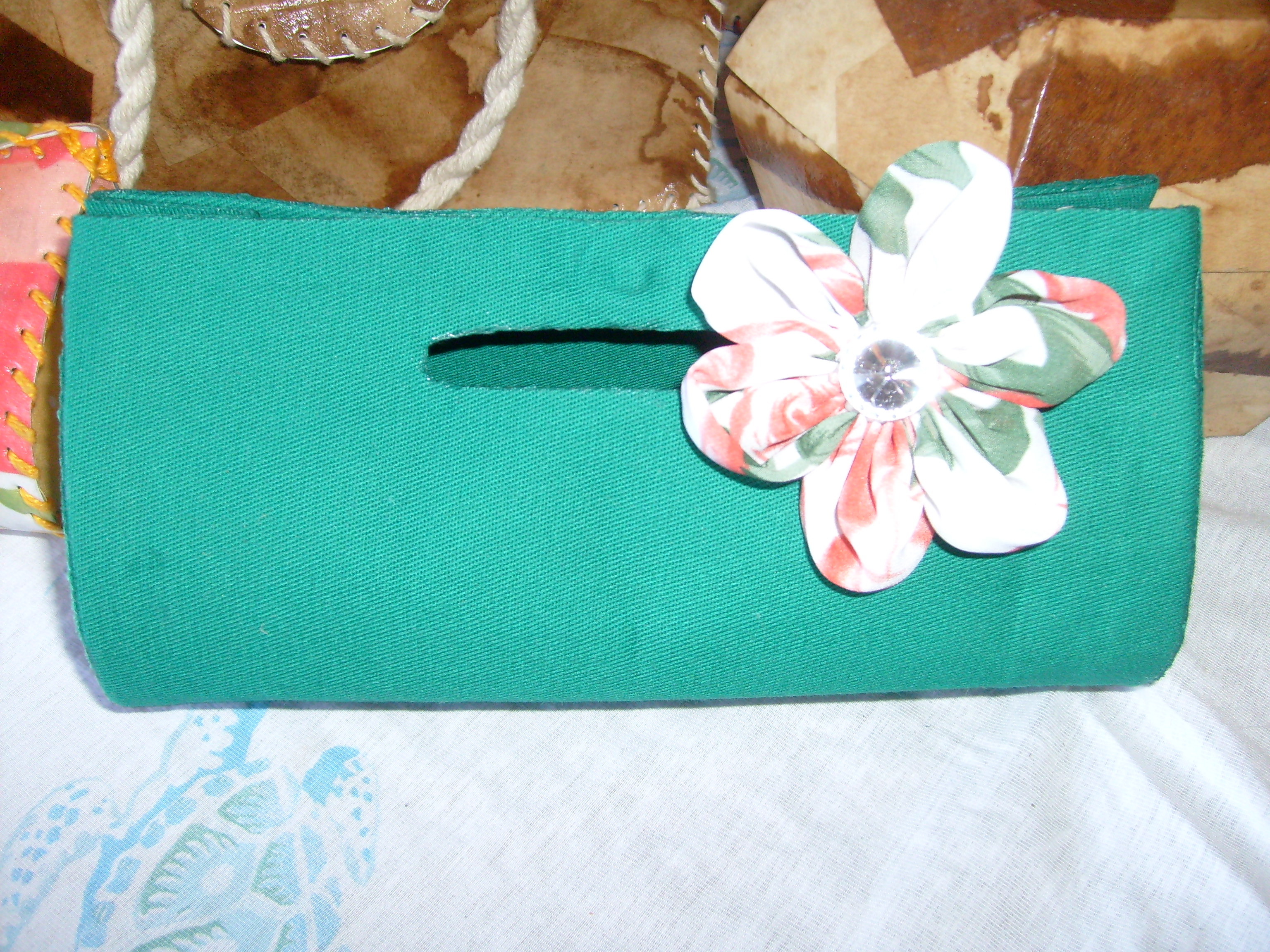 Decoração de Bolsas Artesanais: Dicas e Materiais para Personalizar