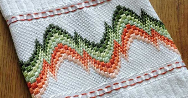 bordado de vagonite com fita