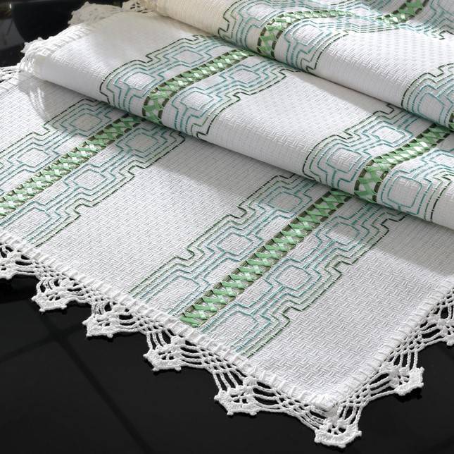 bordado de vagonite com fita