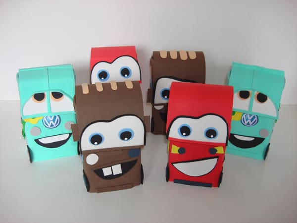 brinquedo com caixa de leite