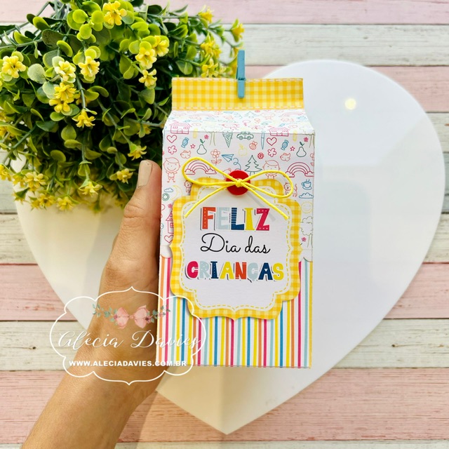 quanto custa fazer caixa milk personalizada
