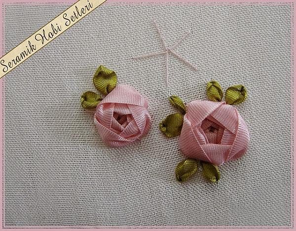 camisetas bordadas com fitas