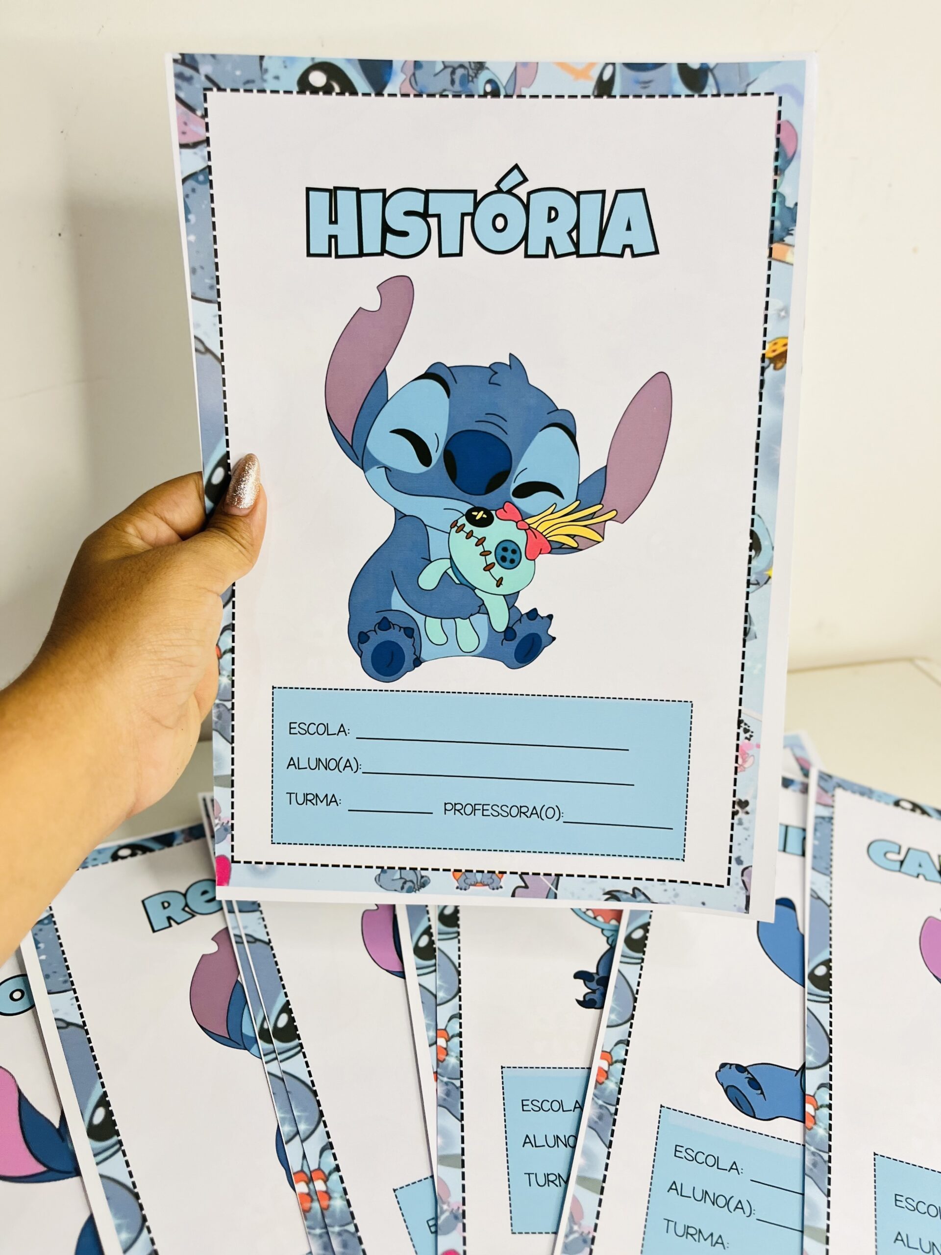 caderno stitch infantil