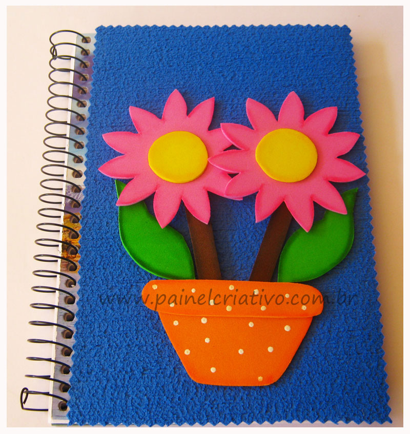 5 ideias de títulos:
1. Capas de Caderno em EVA: Guia Completo de Moldes Gratuitos e Passo a Passo.
2. Transforme Seu Caderno: Crie Capas Incríveis em EVA com Moldes Grátis.
3. Do Básico ao 3D: Aprenda a Fazer Capas de Caderno em EVA Divertidas.
4. Onde Encontrar os Melhores Moldes de EVA para Capas de Caderno.
5. Dicas Essenciais para Trabalhar com EVA e Criar Capas de Caderno Únicas.