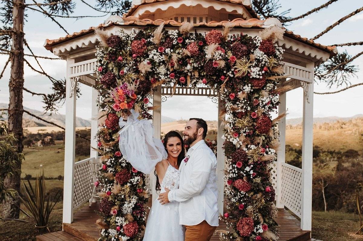 erros comuns organizar casamento em casa