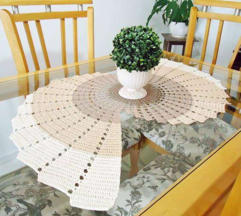 Centro de mesa crochê para mesa de jantar