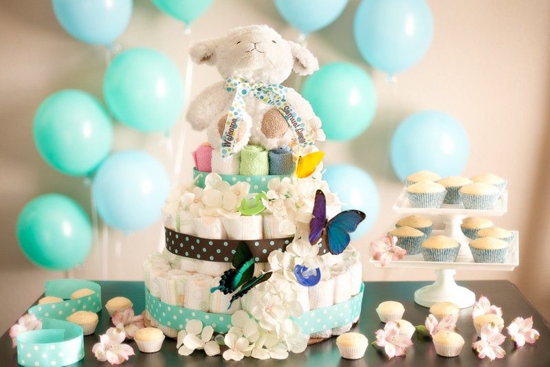 bolo de fraldas simples para cha de bebe