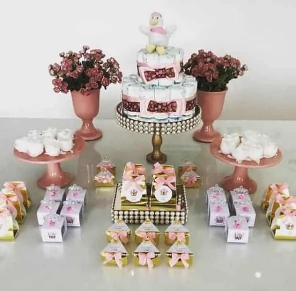 cha de fralda marrom e rosa