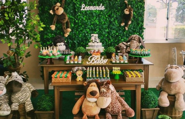 cha de fraldas safari