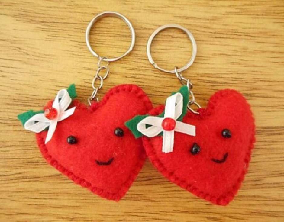Onde Comprar Chaveiros de Coração em Feltro: Melhores Lojas e Preços