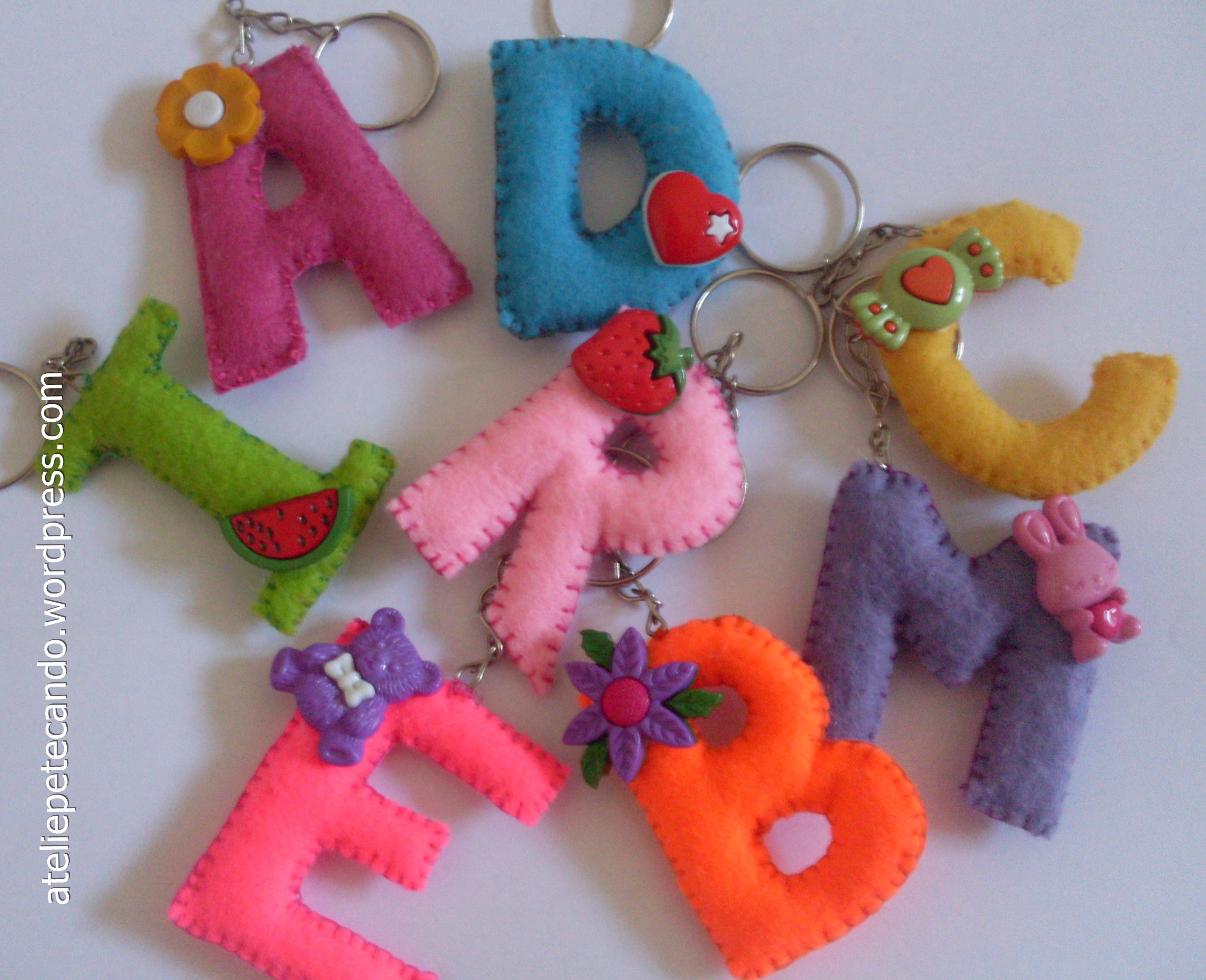 10 Ideias Criativas de Chaveiros de Feltro para Lembrancinhas
