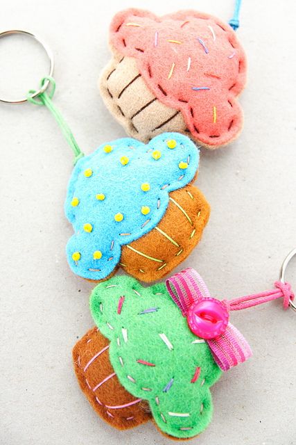 10 Ideias Criativas de Chaveiros de Feltro para Lembrancinhas