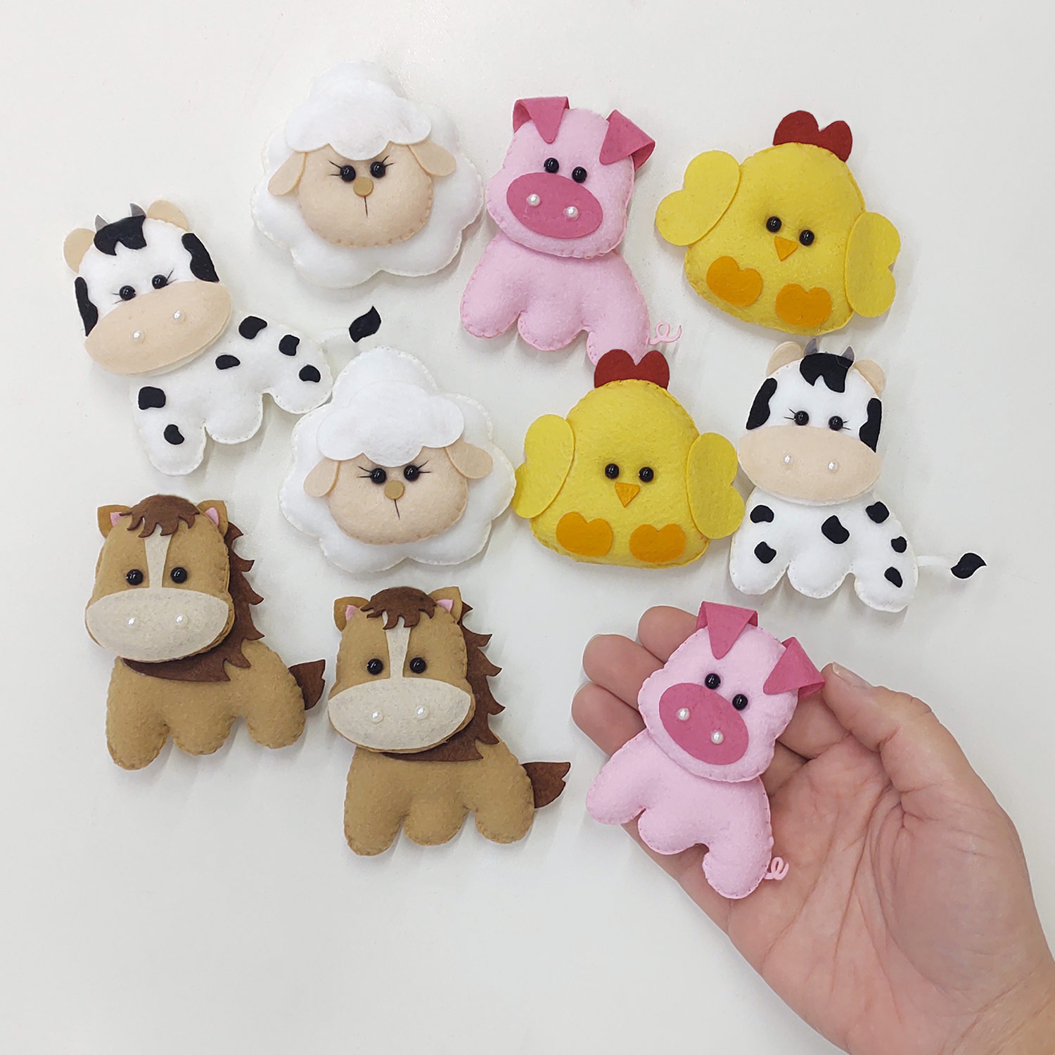 Guia Completo de Materiais para Chaveiro de Feltro DIY