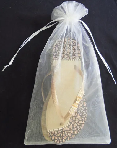 Cuidados Essenciais para Manter Seus Chinelos Decorados com Fita de Cetim