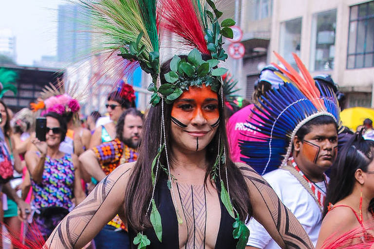 preço cocar indigena artesanal
