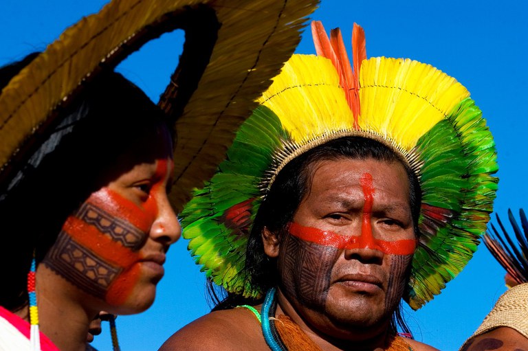 erros comuns ao usar cocar indigena