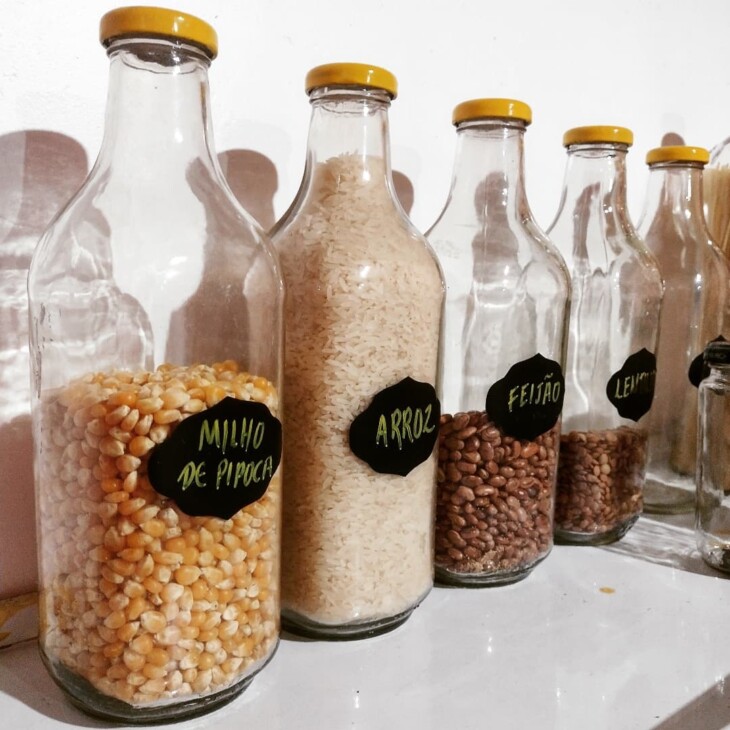 coisas com materiais reciclaveis