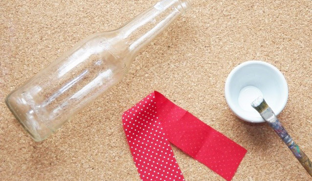 5 Ideias Criativas para Decorar Garrafas de Vidro com Tecido