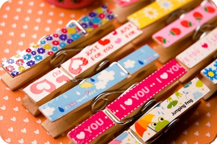 como decorar prendedor de roupa com eva