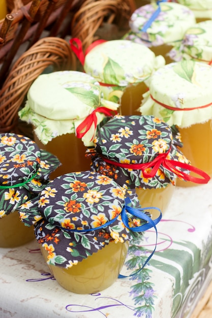 Inspirações de Potes de Vidro Rústicos para Decoração