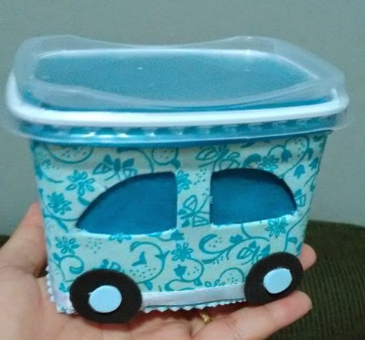como fazer artesanato com pote de margarina