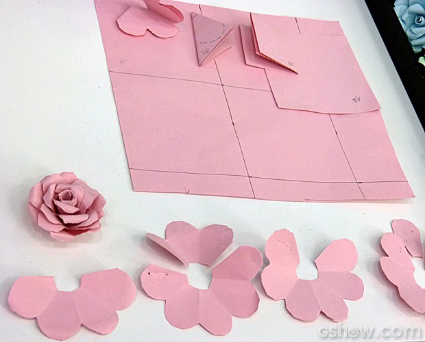 flor de papel crepom vs flor de papel seda qual a melhor