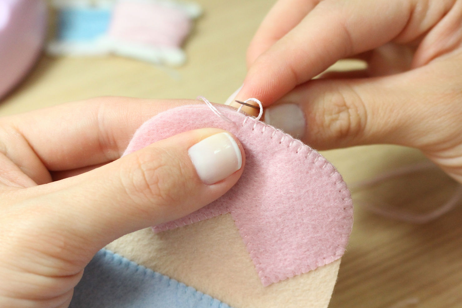 Guia completo de pontos de bordado para iniciantes