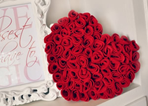 10 Ideias Criativas para Usar Corações de Feltro na Decoração