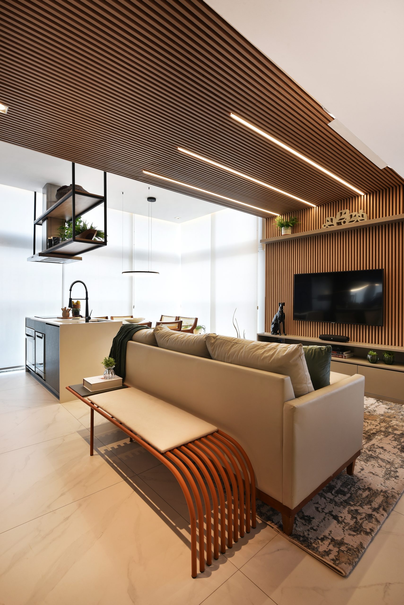 customizar mesa de madeira