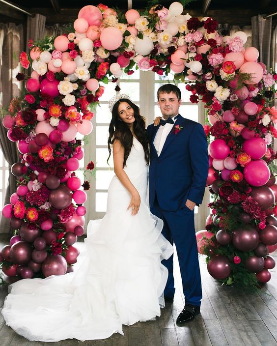 ideias de decoração com balões para casamento rústico