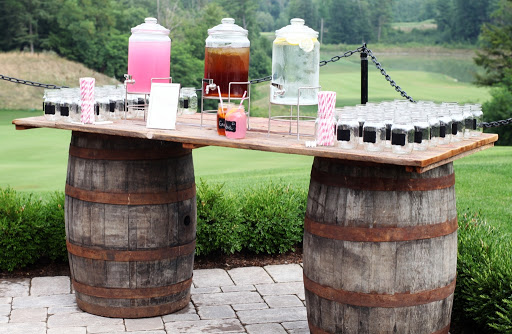 Mini Bares e Adegas Artesanais: Como Criar o Seu com Barris de Carvalho