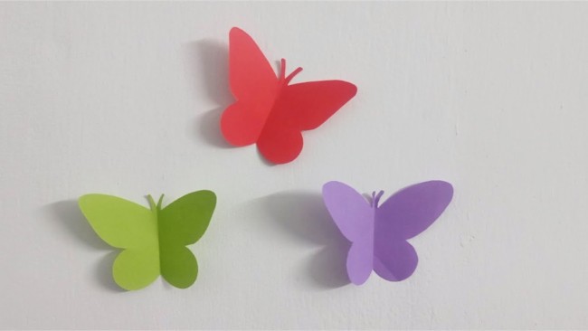 borboleta de papel vs borboleta de feltro para decoração
