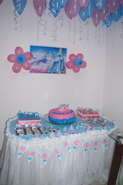 Como Fazer um Centro de Mesa Cinderela Encantador com Potes de Conserva