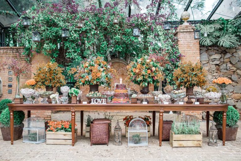 ideias criativas decoração casamento flores do campo