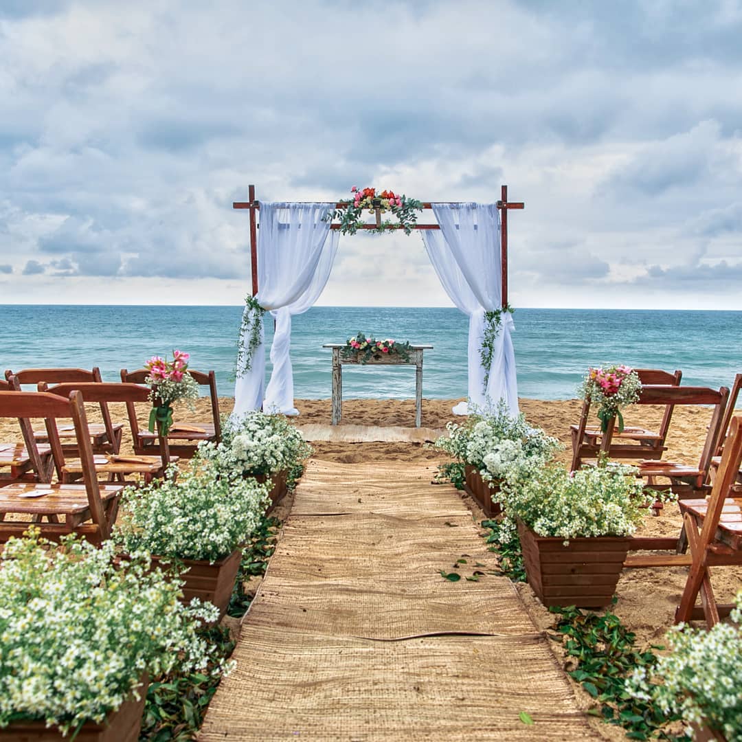 ideias de decoração de casamento na praia para tarde